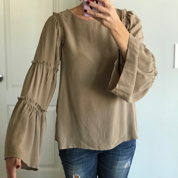 Taupe Bell Sleeve Tunic Top - Picture 2 of 5
